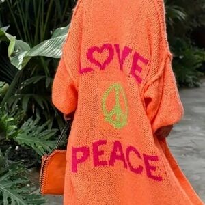 2 left ⭐️⭐️⭐️⭐️⭐️rated !! boho Love and Peace cardi!🙌💕